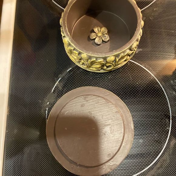 Small jewelry container-Gently used, plenty of life left​ - Picture 7 of 11